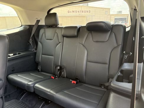 Used 2023 Kia Telluride EX w/ EX Captain's Chair Package FWD image 26