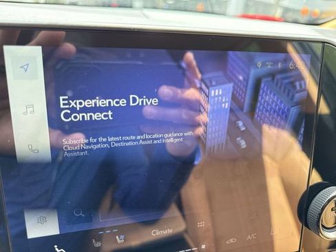 Used 2025 Lexus NX 250 FWD w/ Premium Package image 18