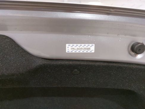 Used 2023 Hyundai Elantra SE FWD image 14