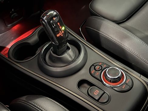 Used 2022 MINI Cooper Countryman S w/ Convenience Package image 30