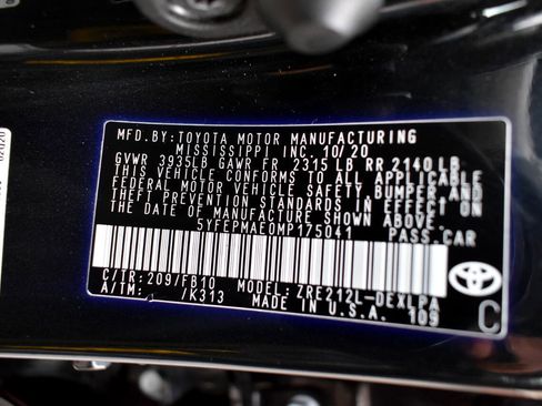 Used 2021 Toyota Corolla LE image 41