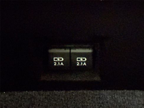 Used 2021 Lexus GX 460 Premium w/ Premium Package image 37