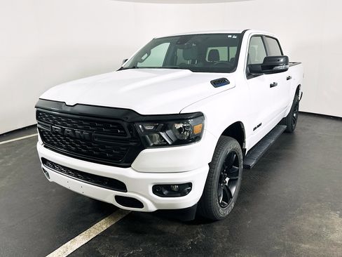 Used 2023 RAM 1500 Big Horn AWD/4WD image 3