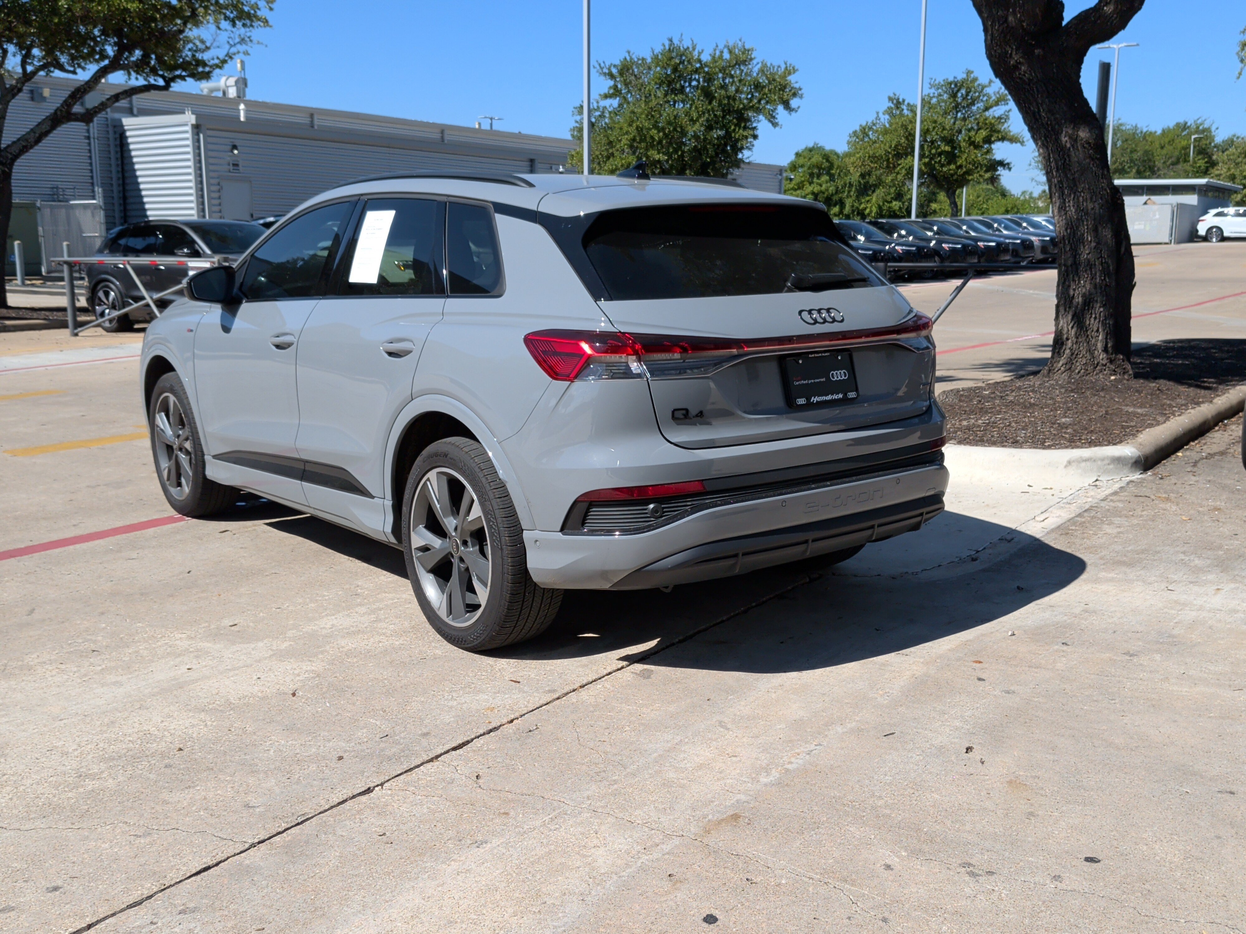 Used 2023 Audi Q4 e-tron Premium Plus AWD/4WD image 8