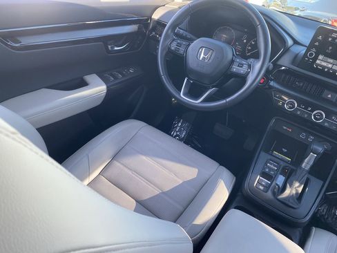 Used 2024 Honda CR-V EX-L image 12