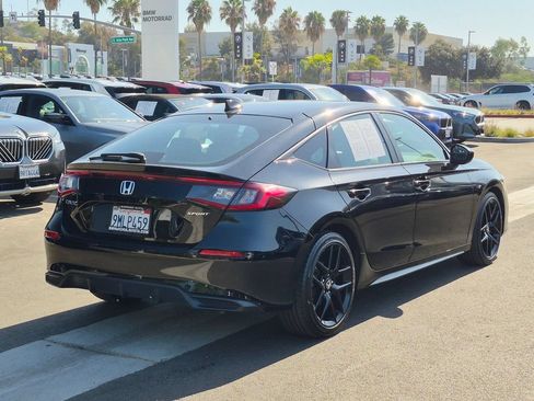 Used 2024 Honda Civic Sport image 6