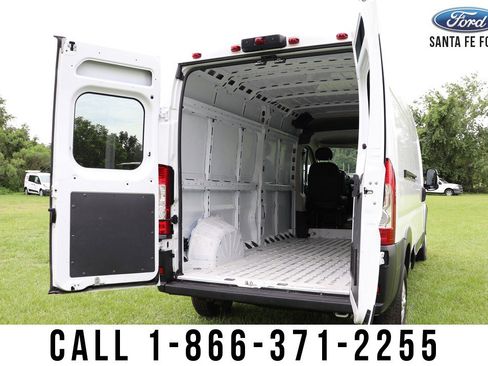 Used 2019 RAM ProMaster 2500 w/ Premium Appearance Group image 30