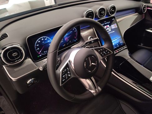 Certified 2026 Mercedes-Benz GLC 300 image 4