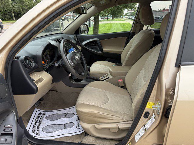Used 2012 Toyota RAV4 4WD w/ Value Pkg image 9
