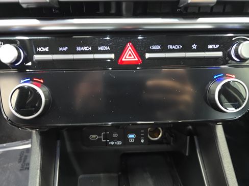 Certified 2025 Hyundai Tucson SEL FWD image 21