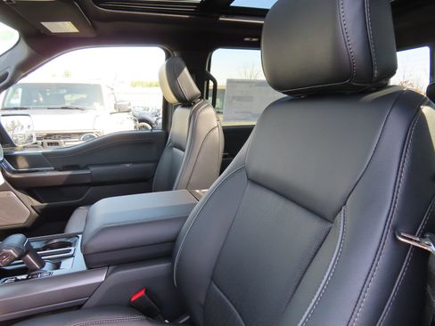 New 2026 Ford F150 Lariat image 18