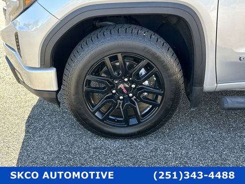 Used 2022 GMC Sierra 1500 Elevation image 9
