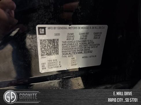 Used 2021 GMC Terrain SLE w/ Driver Convenience Package AWD/4WD image 30