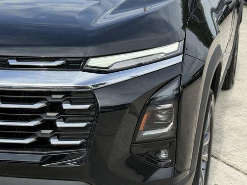 Used 2025 Chevrolet Equinox LT w/ Convenience Package II AWD/4WD image 12