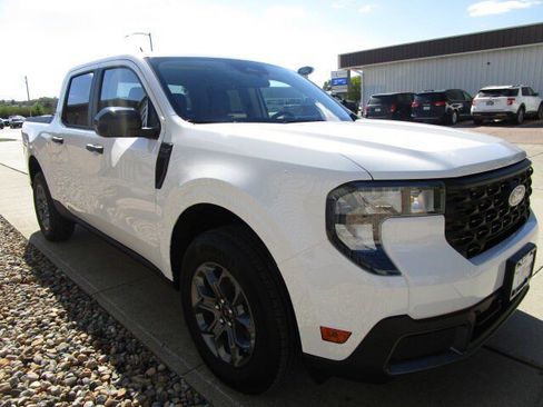 New 2025 Ford Maverick XLT w/ Equipment Group 301A image 27