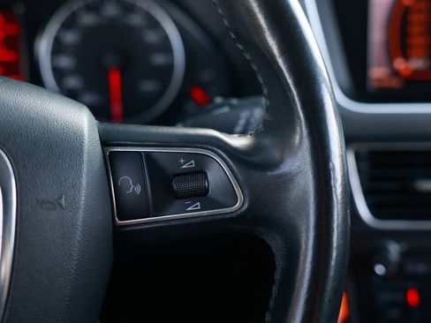 Used 2011 Audi Q5 2.0T Premium image 26