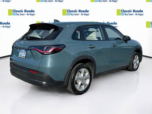 Certified 2023 Honda HR-V LX image 8