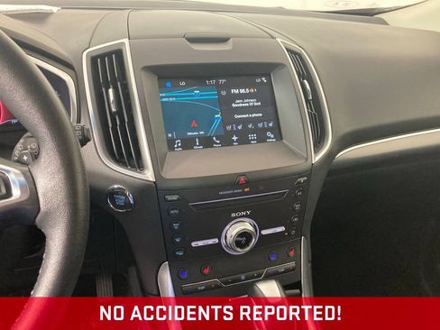 Used 2017 Ford Edge Titanium w/ Equipment Group 301A AWD/4WD image 2