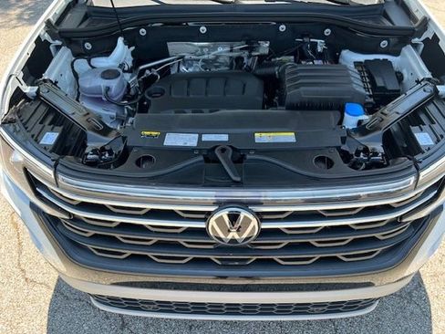 New 2026 Volkswagen Atlas Peak Edition image 34
