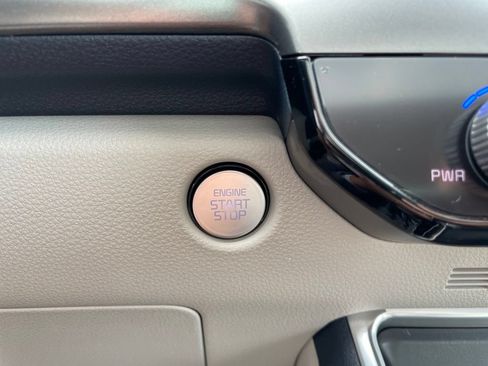 New 2027 Kia Carnival SX FWD image 24