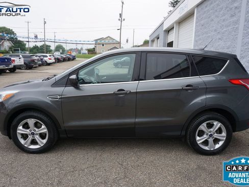 Used 2016 Ford Escape SE AWD/4WD image 4