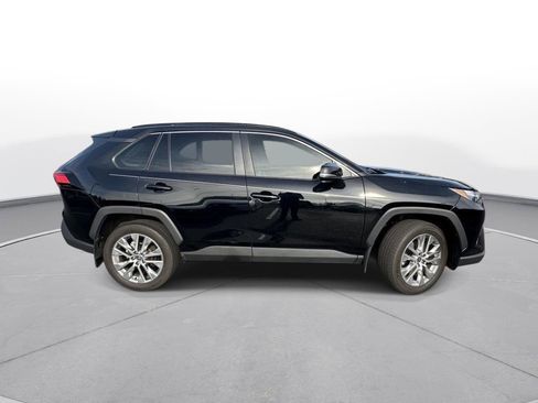 Certified 2024 Toyota RAV4 XLE Premium image 5