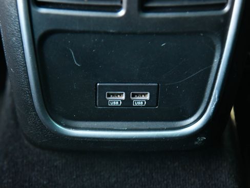Used 2019 Dodge Charger Scat Pack RWD image 38