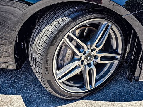 Used 2018 Mercedes-Benz E 400 4MATIC Sedan image 7