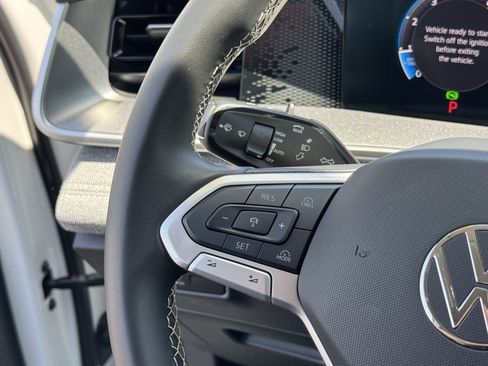 Certified 2025 Volkswagen Tiguan S FWD image 18