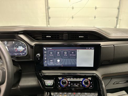 Used 2026 GMC Sierra 1500 AT4 w/ AT4 Premium Package AWD/4WD image 36