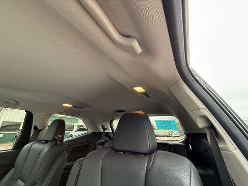Used 2023 Subaru Ascent Limited AWD/4WD image 10