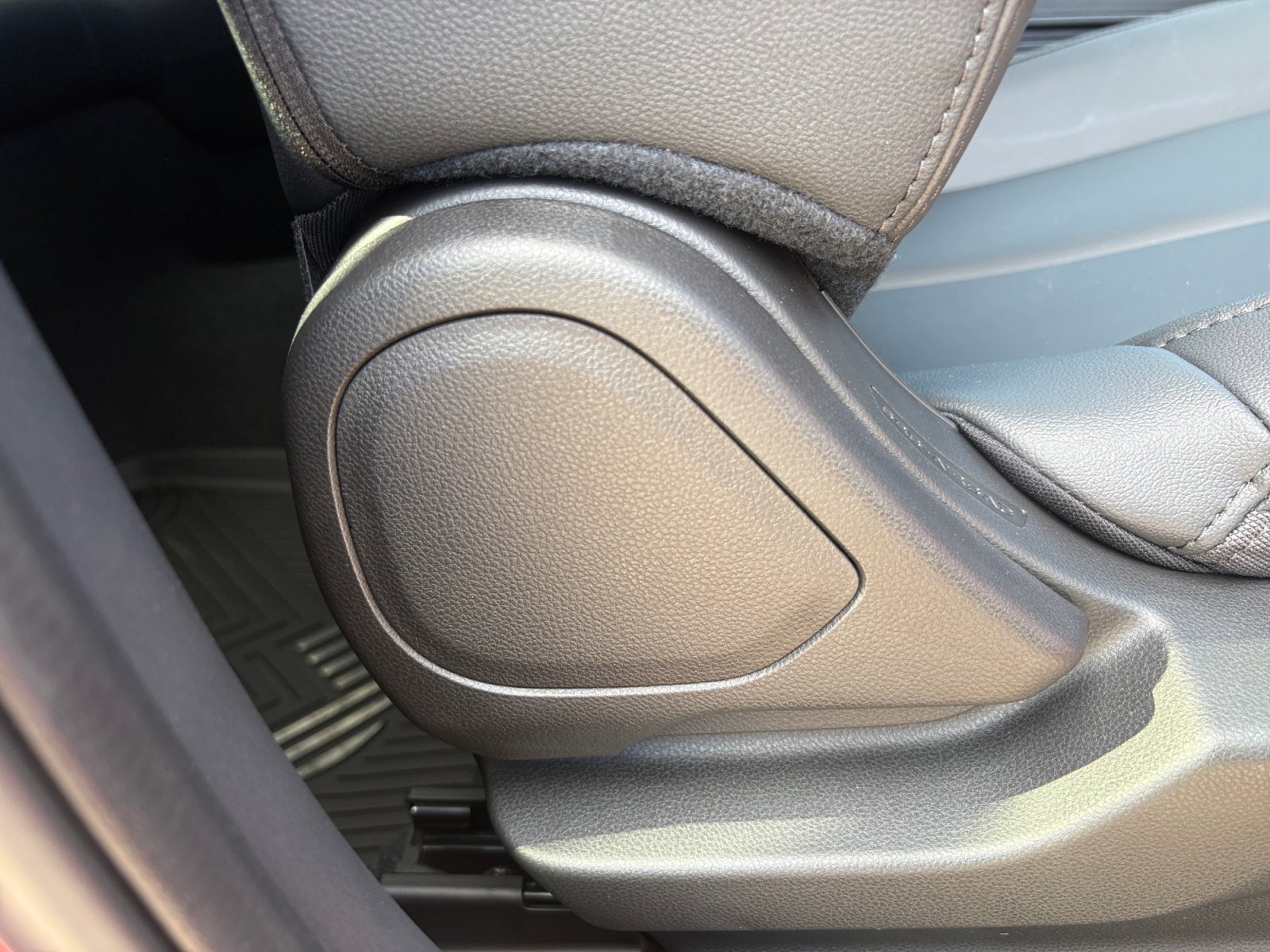 New 2026 Subaru Outback Premium AWD/4WD image 36