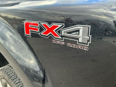 Used 2025 Ford F350 Lariat w/ Lariat Ultimate Package image 15