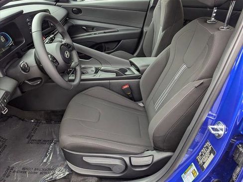 New 2025 Hyundai Elantra Sport image 4