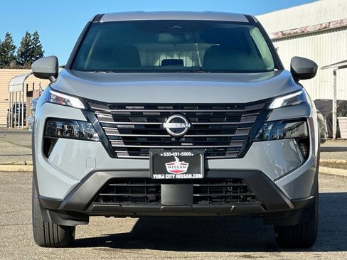 New 2026 Nissan Rogue SV FWD image 11