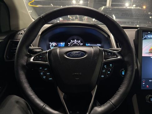 Used 2024 Ford Edge SEL w/ Convenience Package image 20