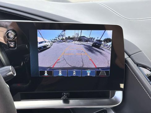 Used 2024 Chevrolet Corvette Stingray Premium Conv w/ Z51 Performance Package image 18