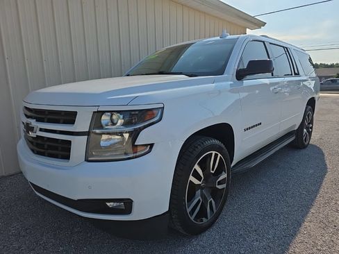 Used 2019 Chevrolet Suburban Premier AWD/4WD image 11