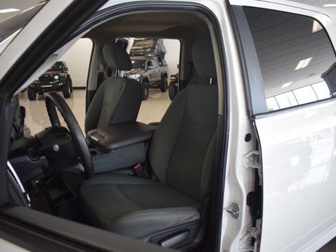 Used 2017 RAM 2500 SLT image 47