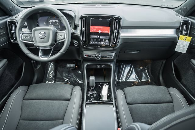 New 2026 Volvo XC40 B5 Ultra w/ Climate Package AWD/4WD image 21