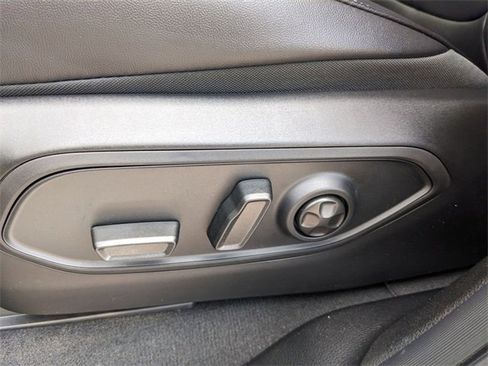 New 2025 Jeep Grand Cherokee L Limited image 7