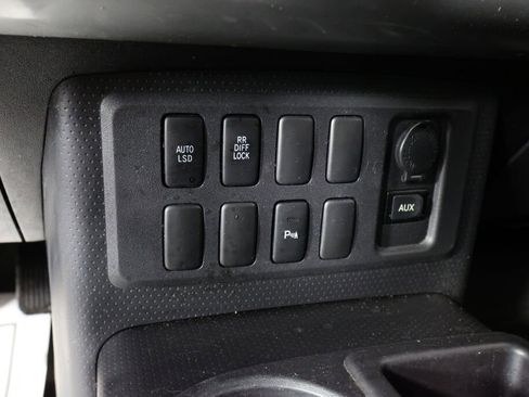 Used 2007 Toyota FJ Cruiser 2WD image 30