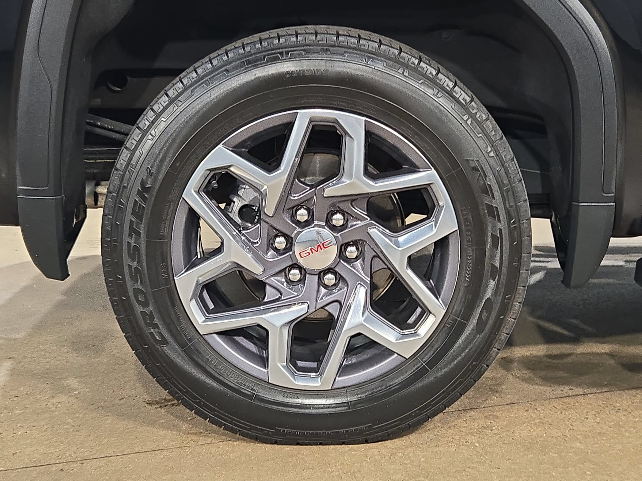 Used 2023 GMC Sierra 1500 SLT w/ SLT Convenience Package AWD/4WD image 17