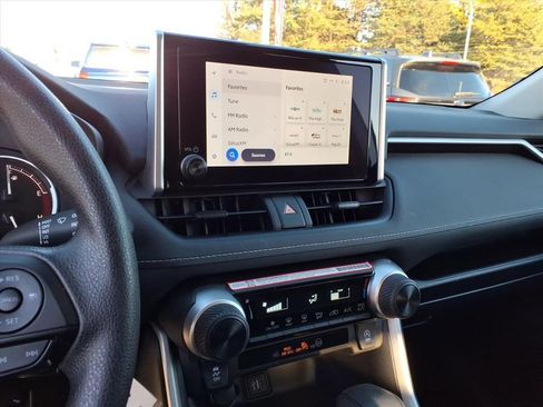 Certified 2025 Toyota RAV4 LE image 9