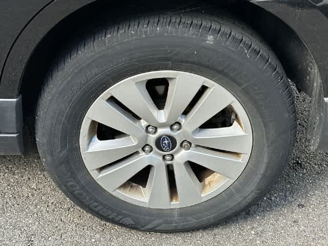 Used 2019 Subaru Outback 2.5i Premium AWD/4WD image 5
