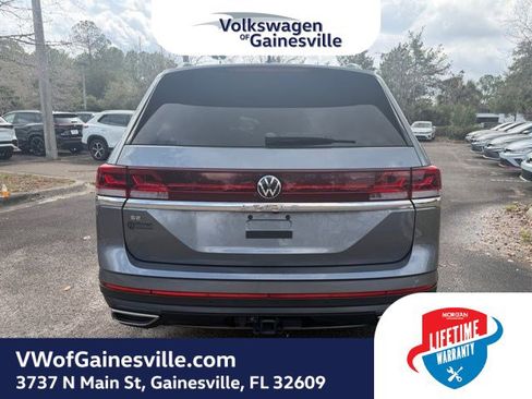 Used 2024 Volkswagen Atlas SE image 6