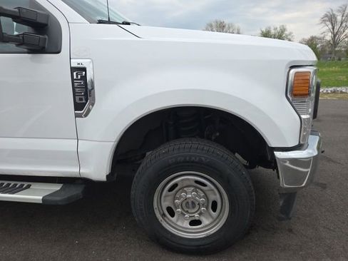 Used 2021 Ford F250 XL w/ Power Equipment Group image 4