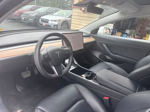 Used 2020 Tesla Model 3 Long Range AWD/4WD image 11