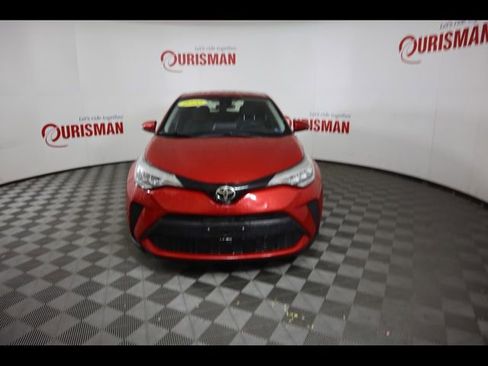 Used 2020 Toyota C-HR LE FWD image 14