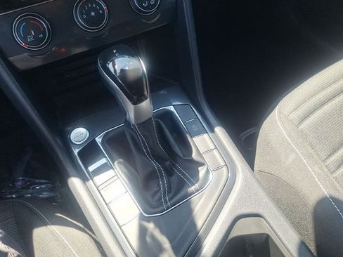 Used 2022 Volkswagen Tiguan S FWD image 12
